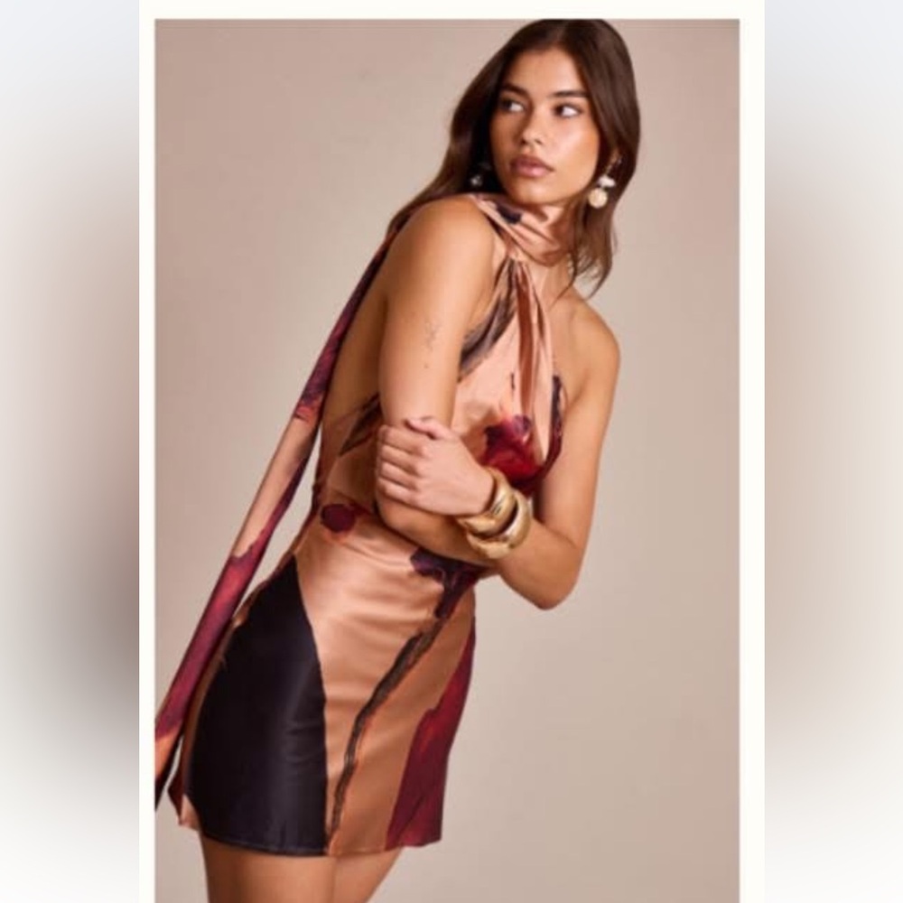 PrettyLittleThing Backless Dress in Black and Brown